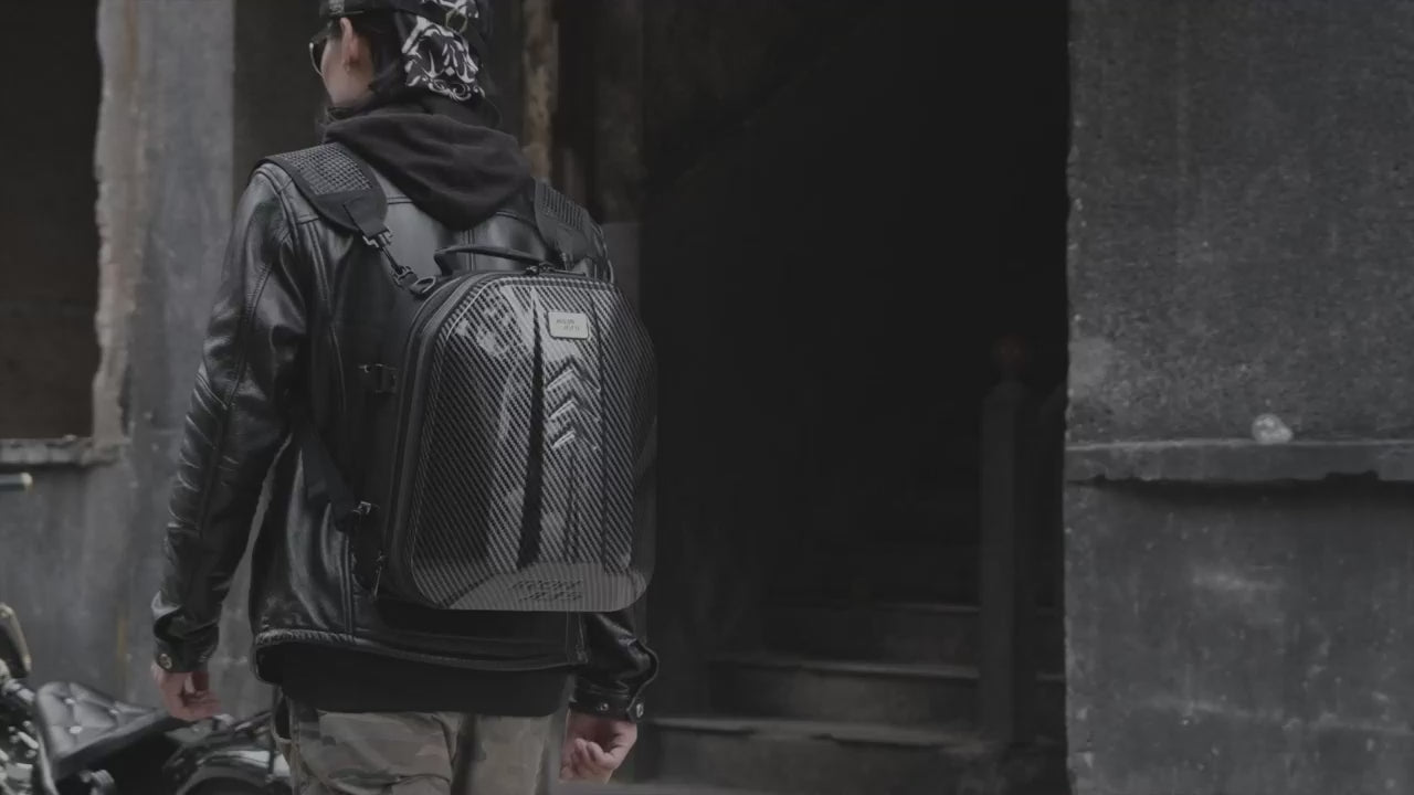 IRON JIAS Sacoche de queue de moto Sac à dos étanche Sacs à bagages de moto à coque dure ABS Sacs de casque avec espace de stockage extensible 24L-35L