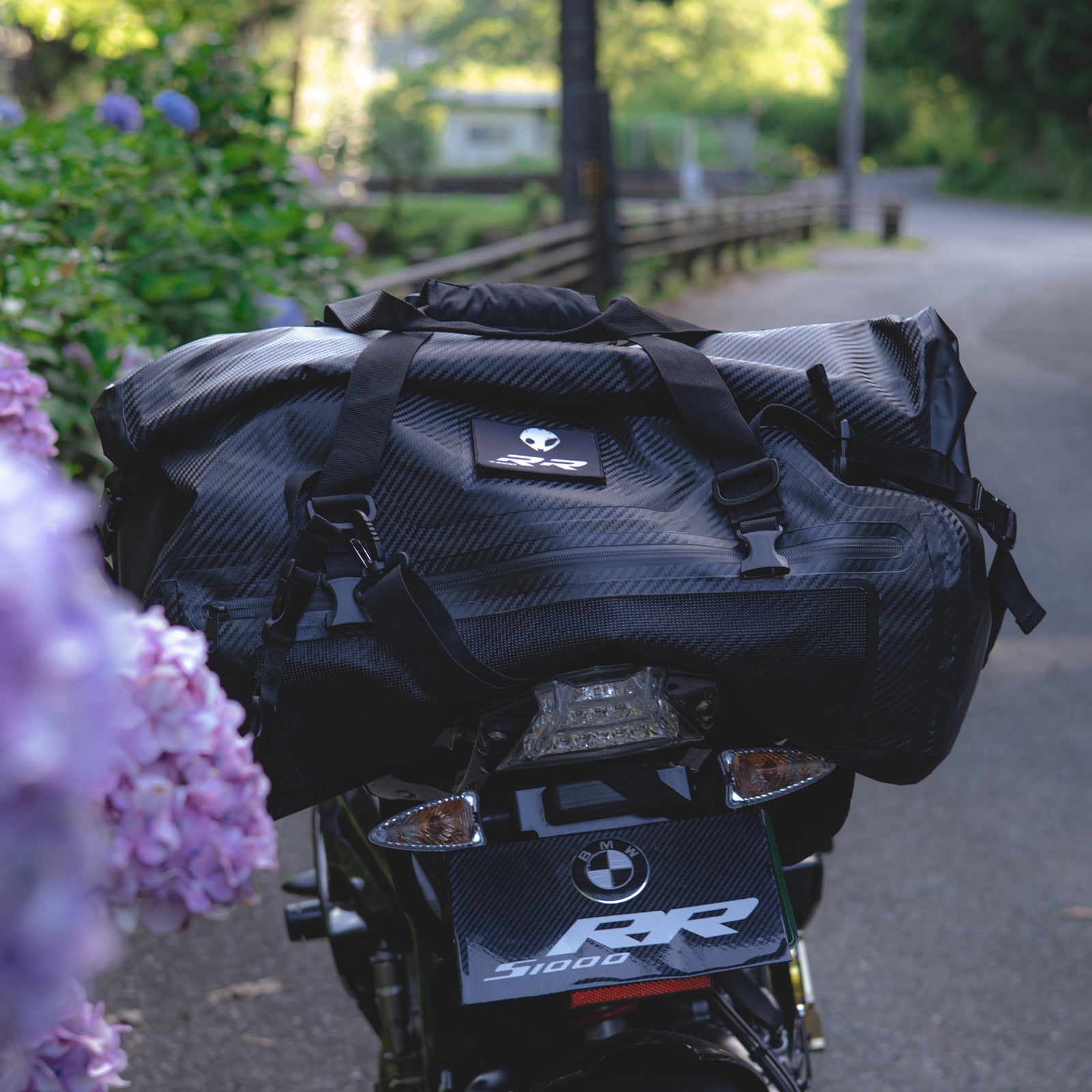 waterproof travel riding bag